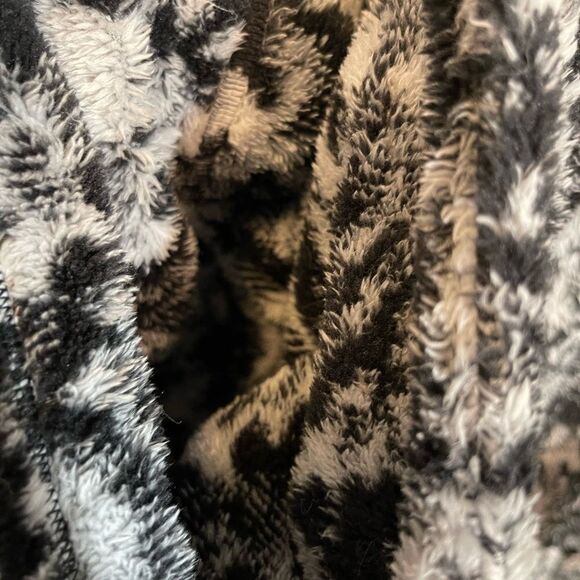 Athleta Tugga Sherpa Hoodie - Picture 9 of 13